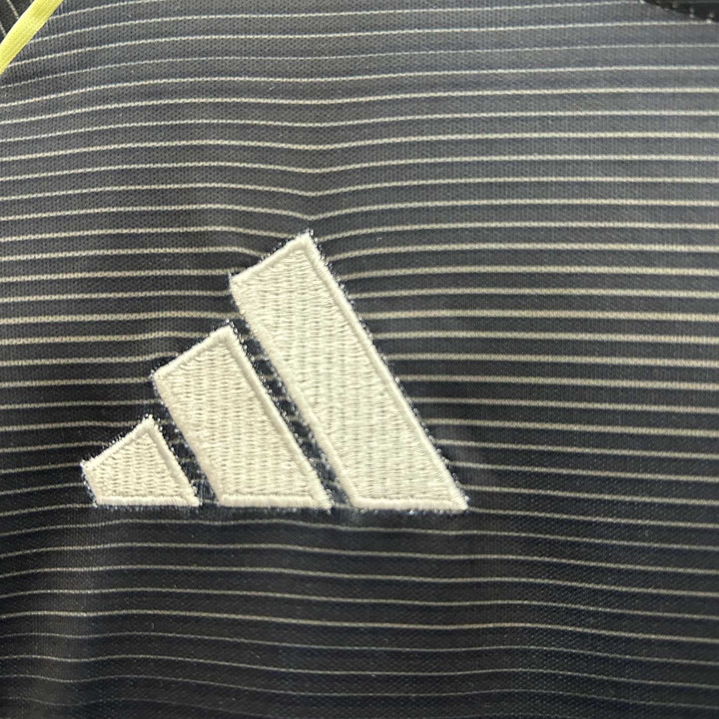 Kit Real Madrid II 25/26 Enfants