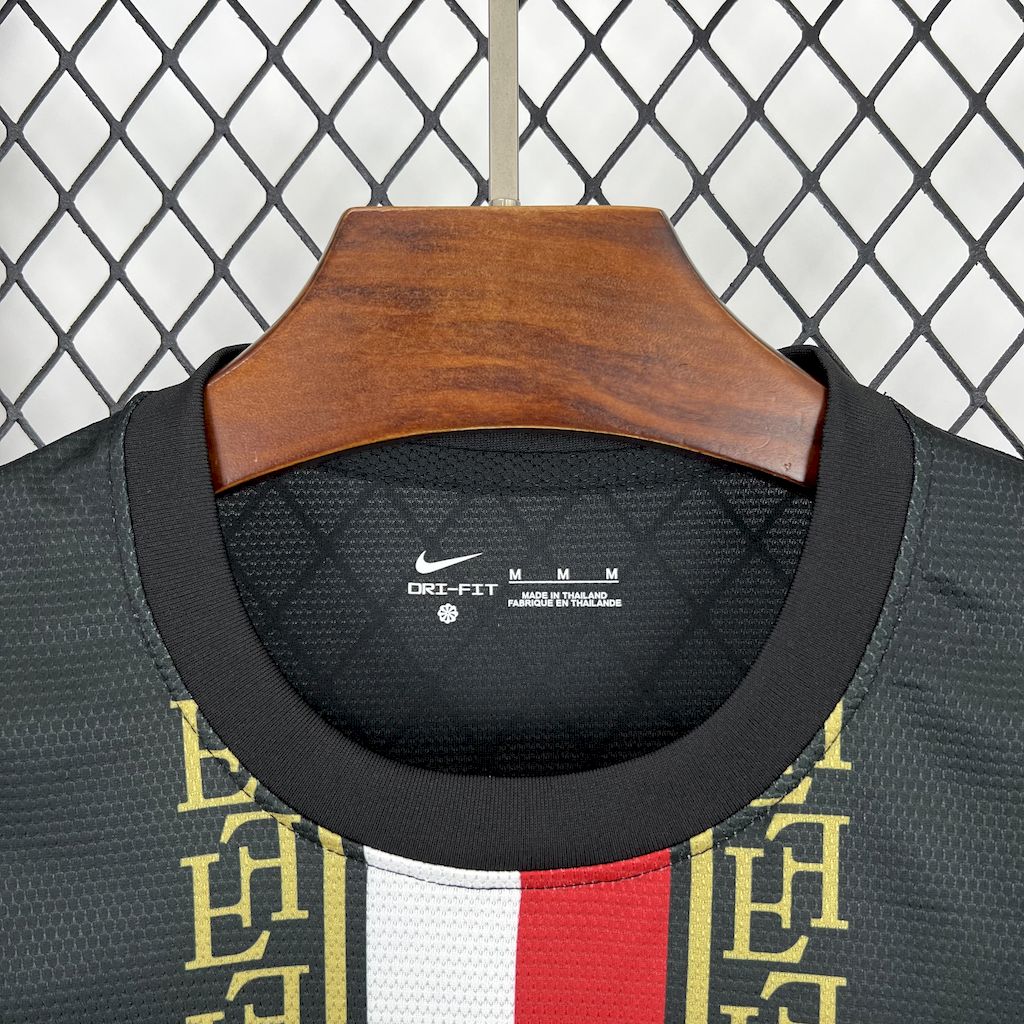 Paris Saint-Germain 2025/26 Black and Gold