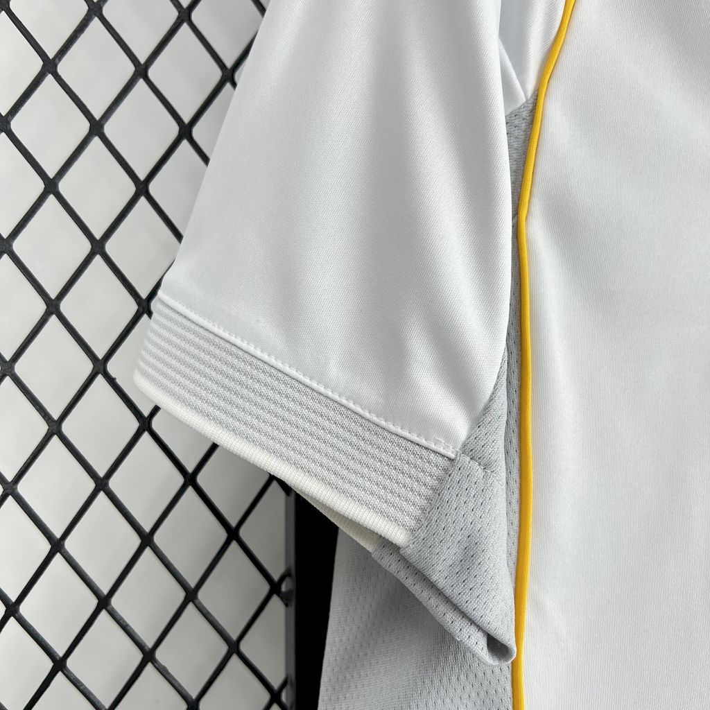 Real Madrid 2025/26 Home