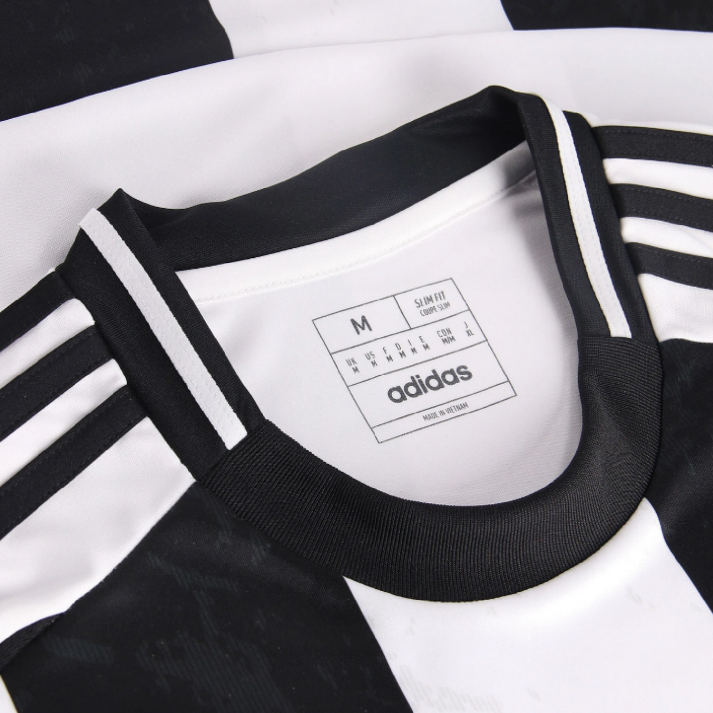 Juventus I 24/25 - Torcedor - Masculino - Preto e Branco