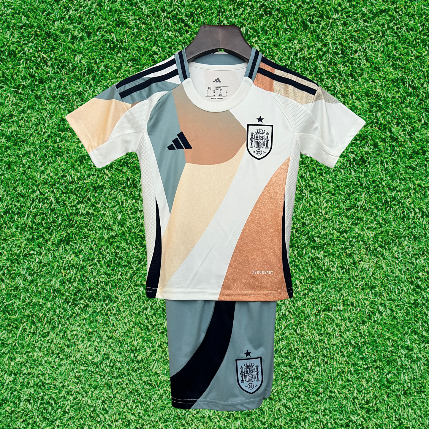 Kit Espanha II 2025 Enfants
