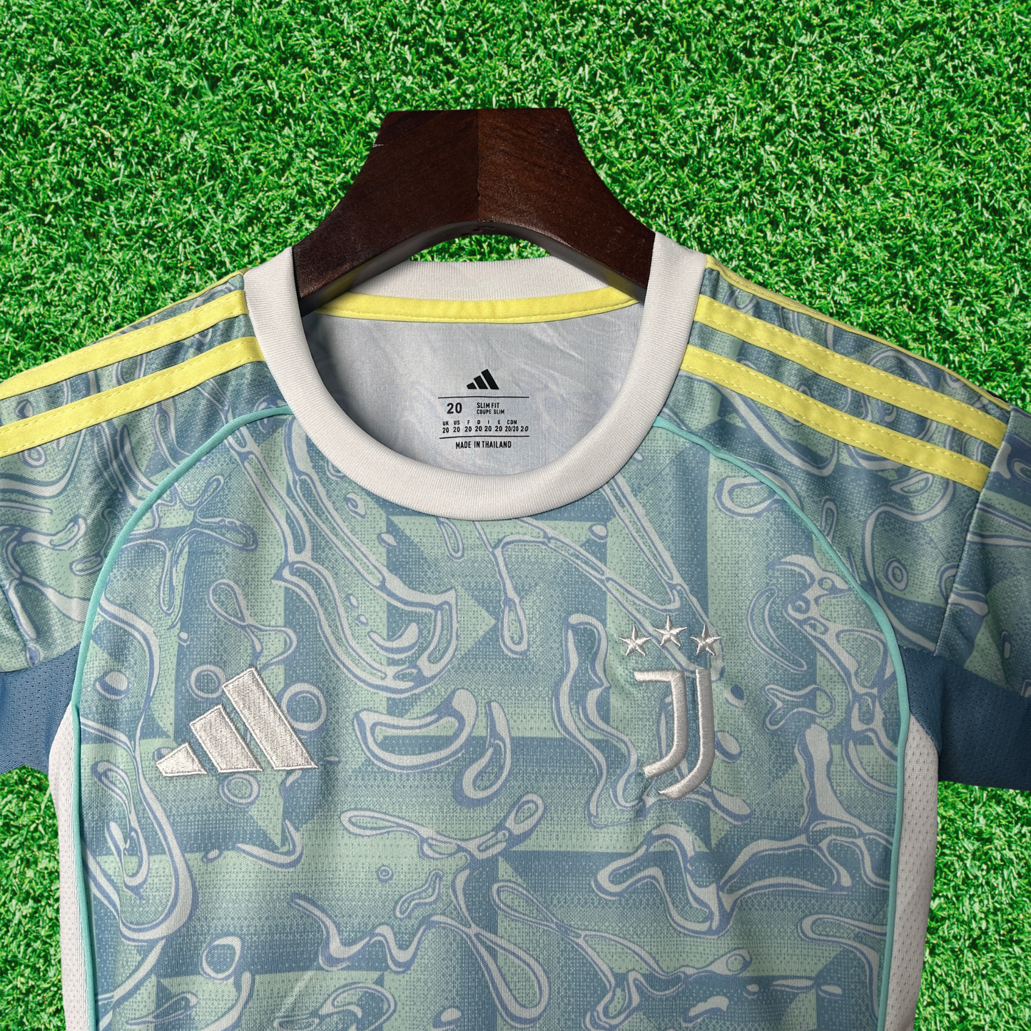 Kit Juventus II 25/26 Enfants