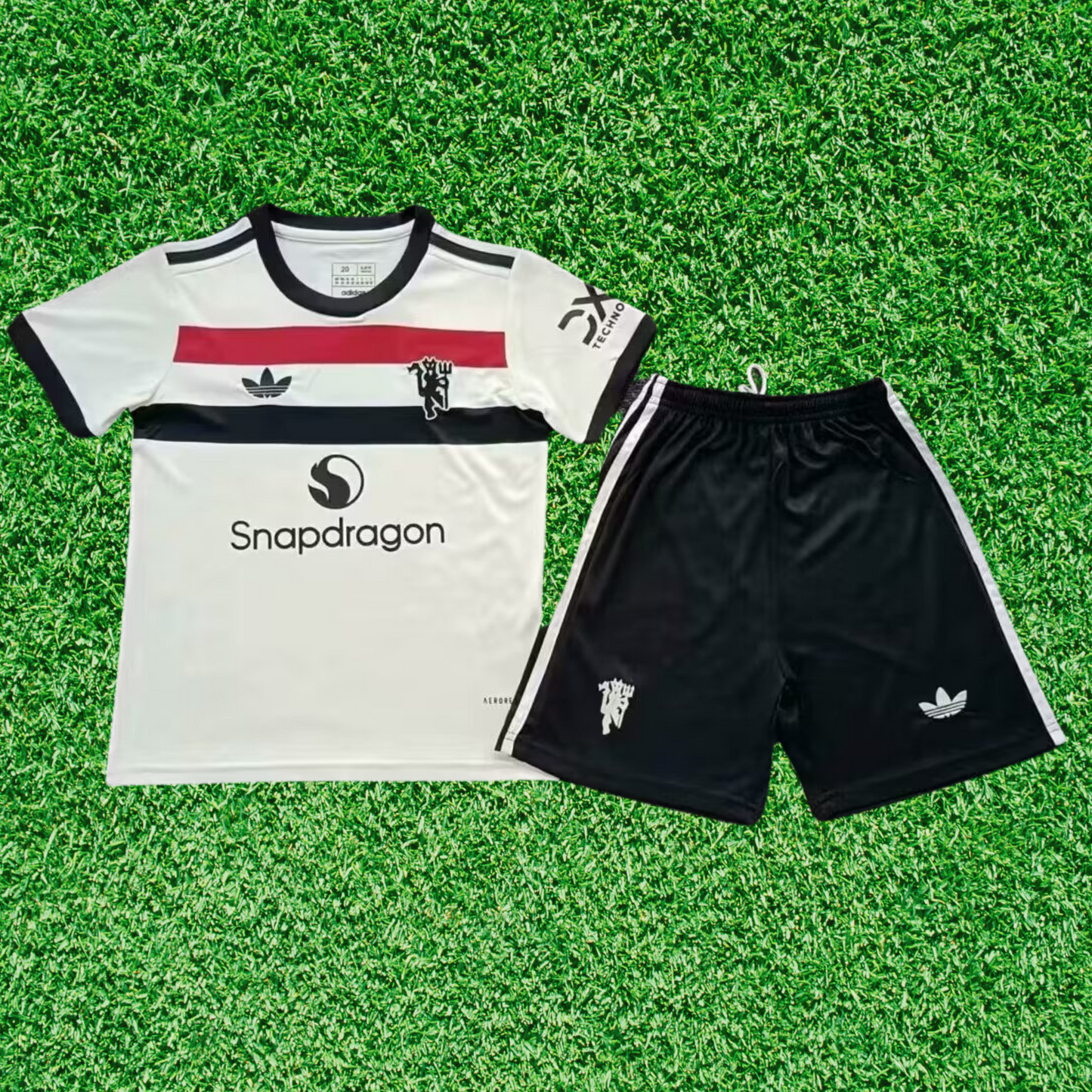 Kit Manchester United III 24/25 Enfants