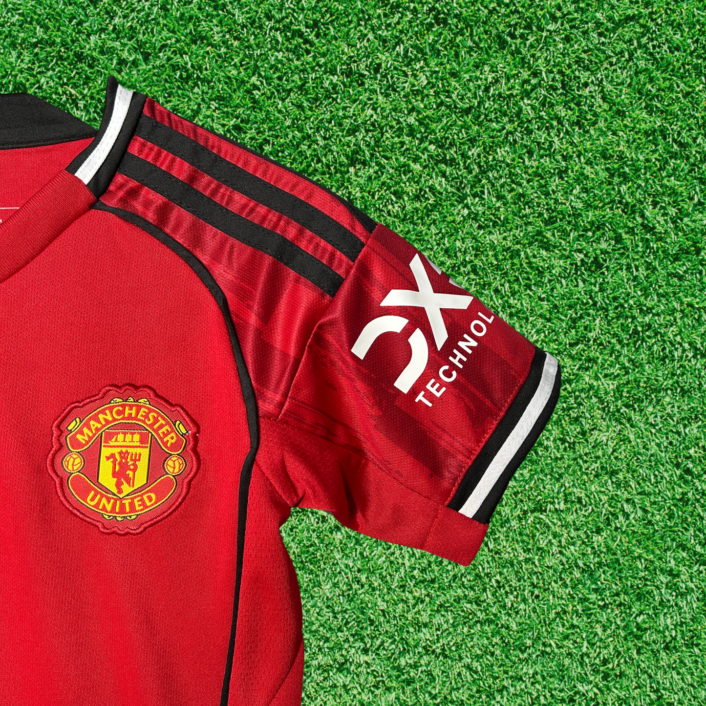 Kit Manchester United I 25/26 Enfants