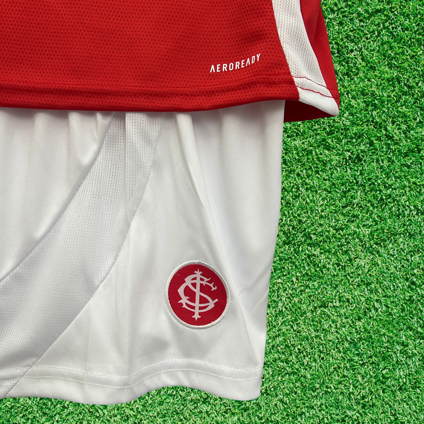 Kit Internacional I 25/26 Enfants