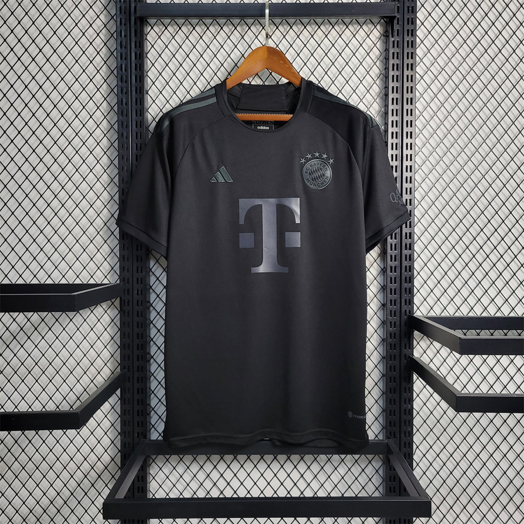 23/24 FC BAYERN MÜNCHEN BLACK SPECIAL EDITION