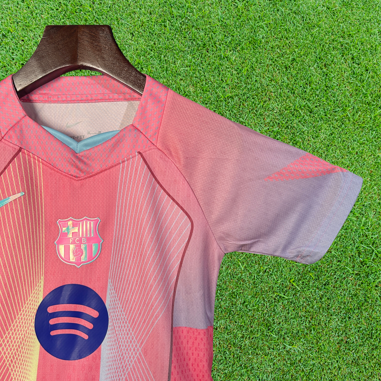 Kit Barcelona Rosa 25/26 Enfants