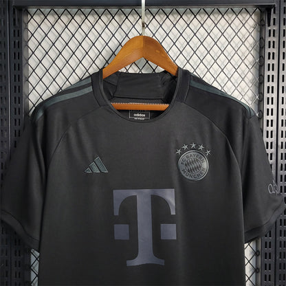 23/24 FC BAYERN MÜNCHEN BLACK SPECIAL EDITION