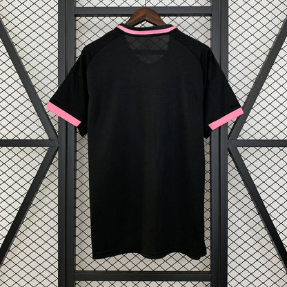 REAL MADRID PINK SNAKE KIT
