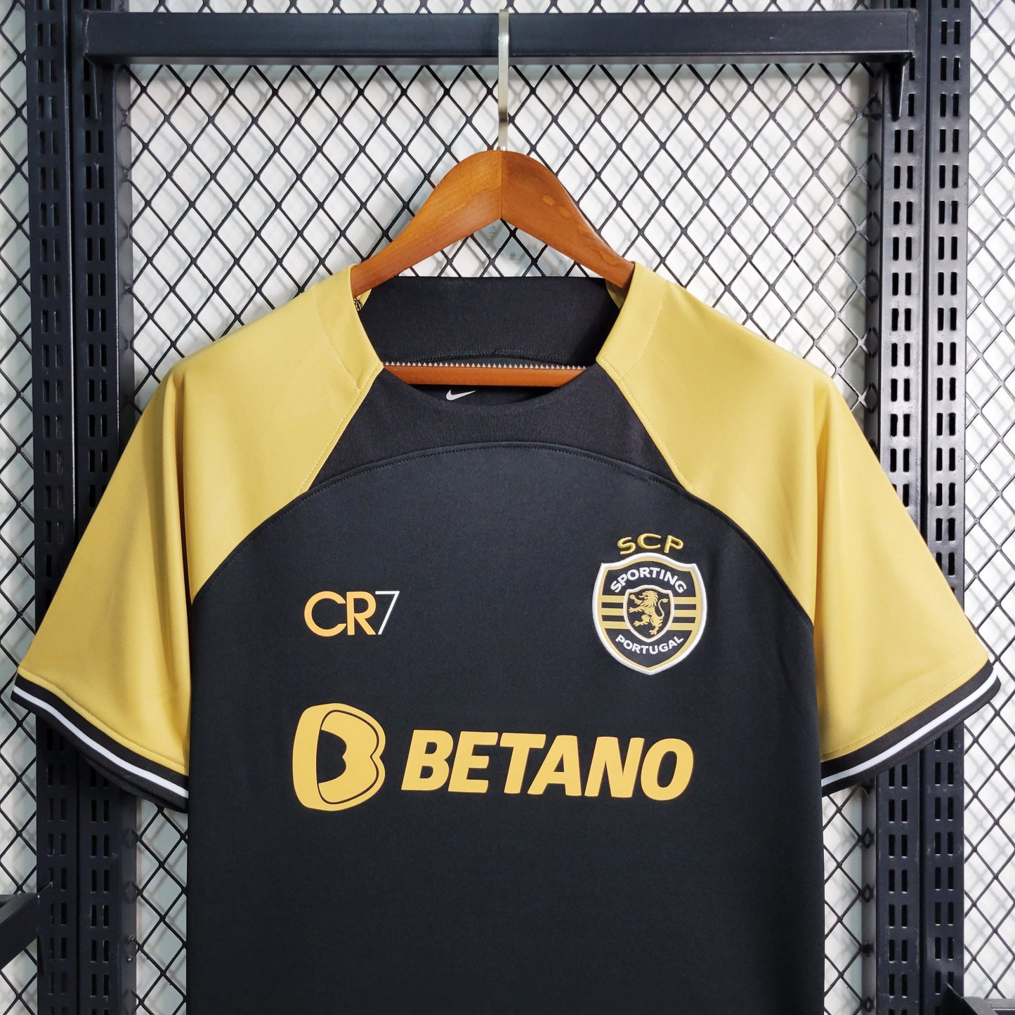 Sporting CR7 2023/24 Away Shirt